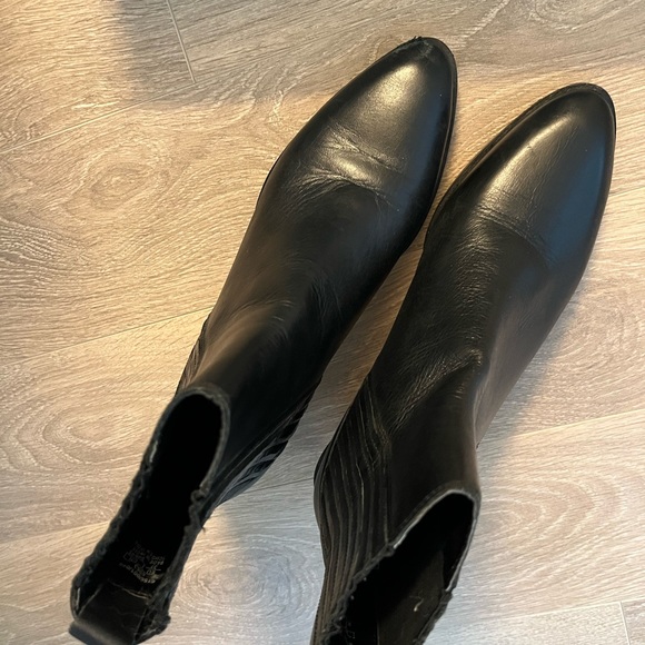 Zara boots. Worn a few times. - Picture 5 of 7